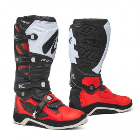 BOTTES PILOT NOIR ROUGE BLANC