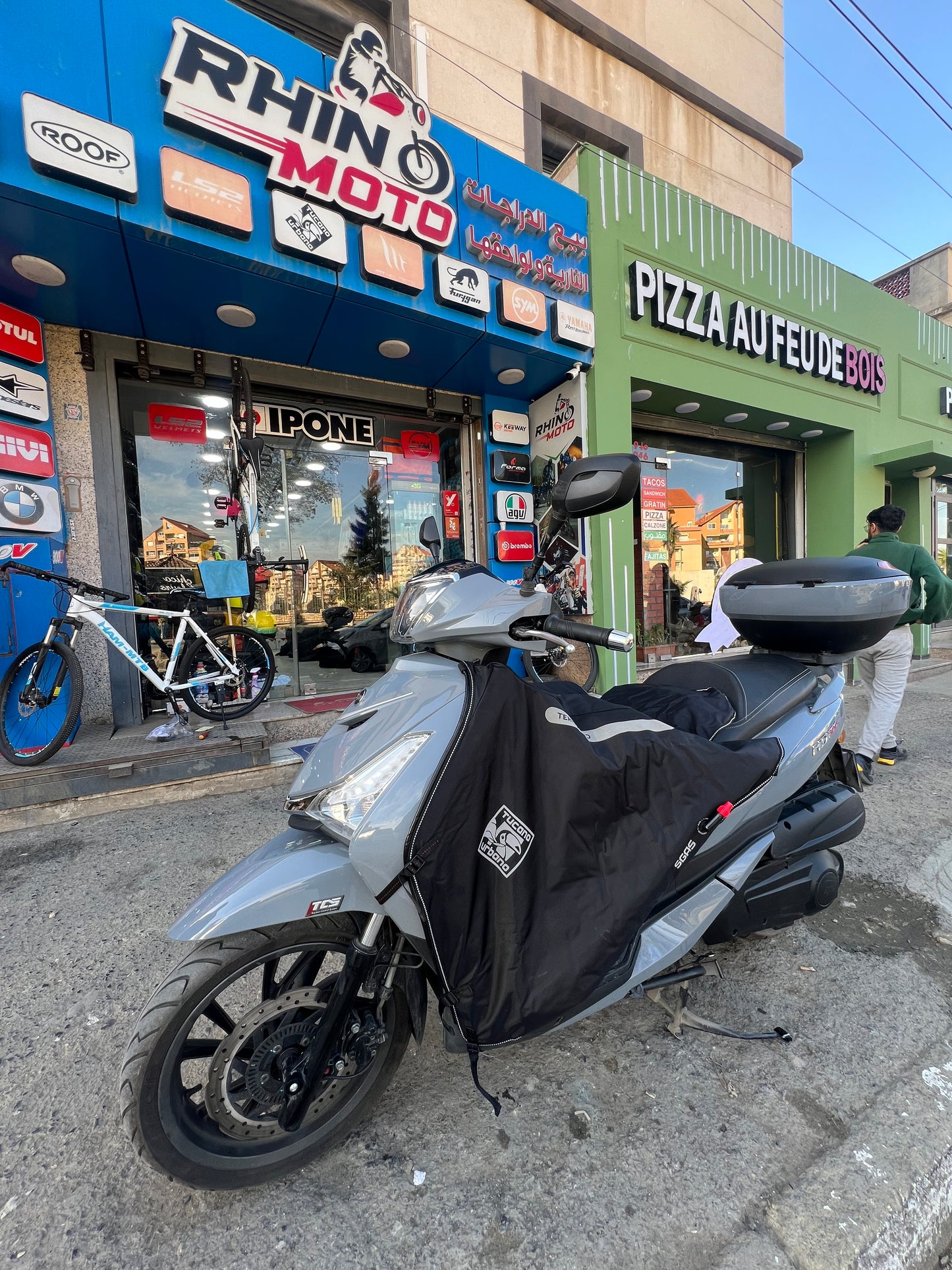 Tablier Tucano Urbano Termoscud  R204X Sym HD 300