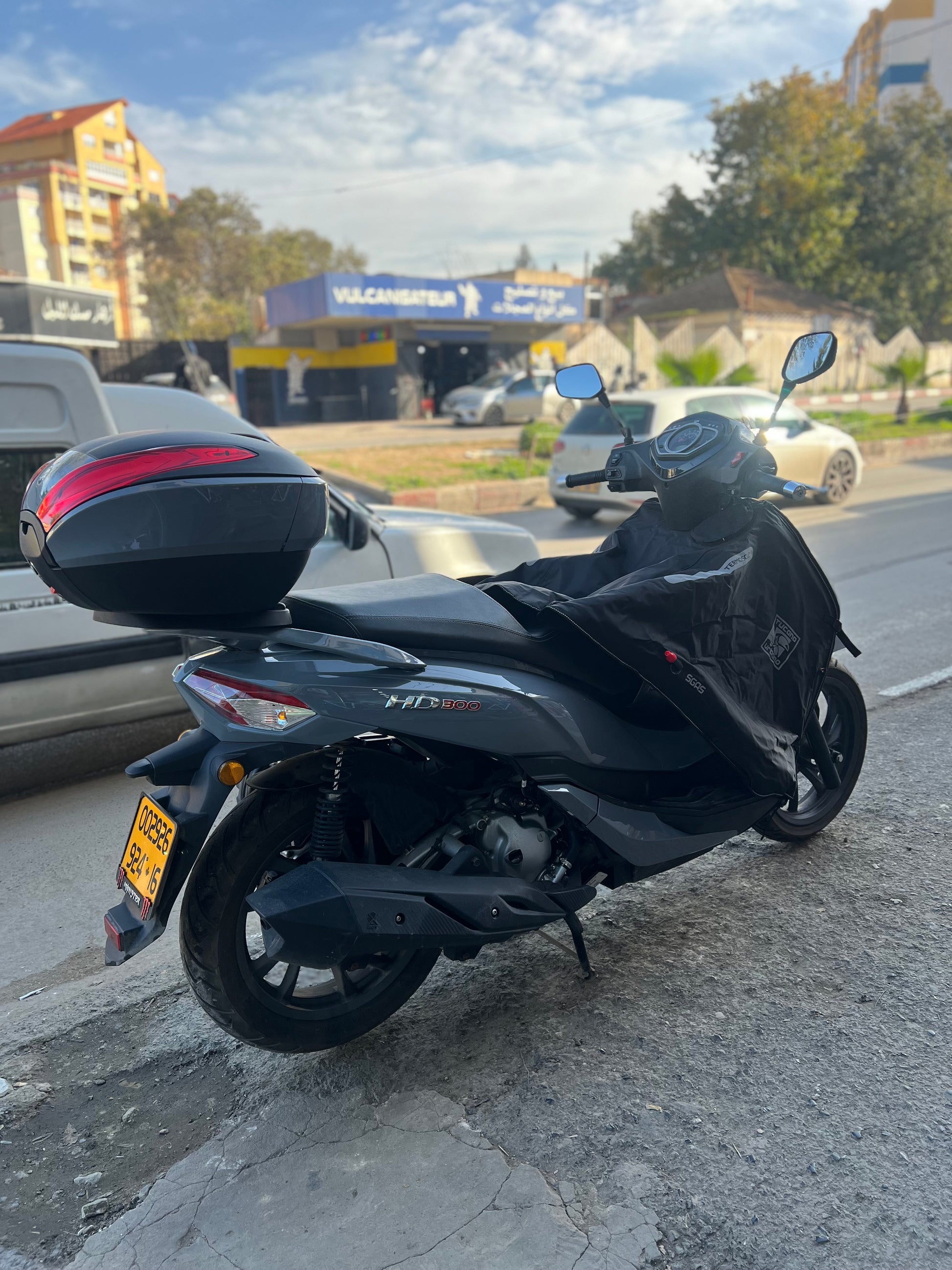 Tablier Tucano Urbano Termoscud  R204X Sym HD 300