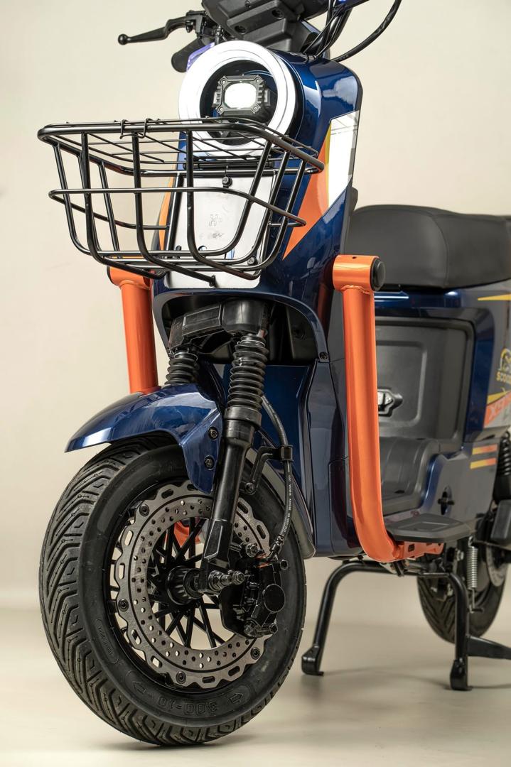 SCOOTER ÉLECTRIQUE SCOOZER X9 -BATTERIE LITHIUM- moteur 1200W